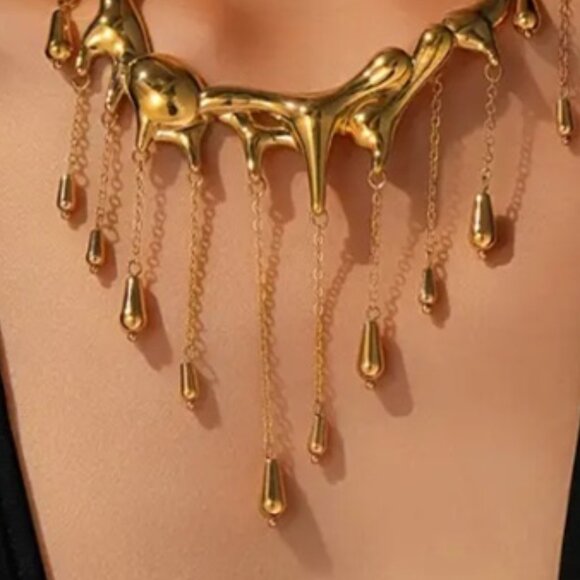 Unique Molten Golden & Gold Liquid Drops Pendant Statement Necklace - Picture 2 of 3